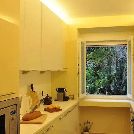 Sassalto Apartment